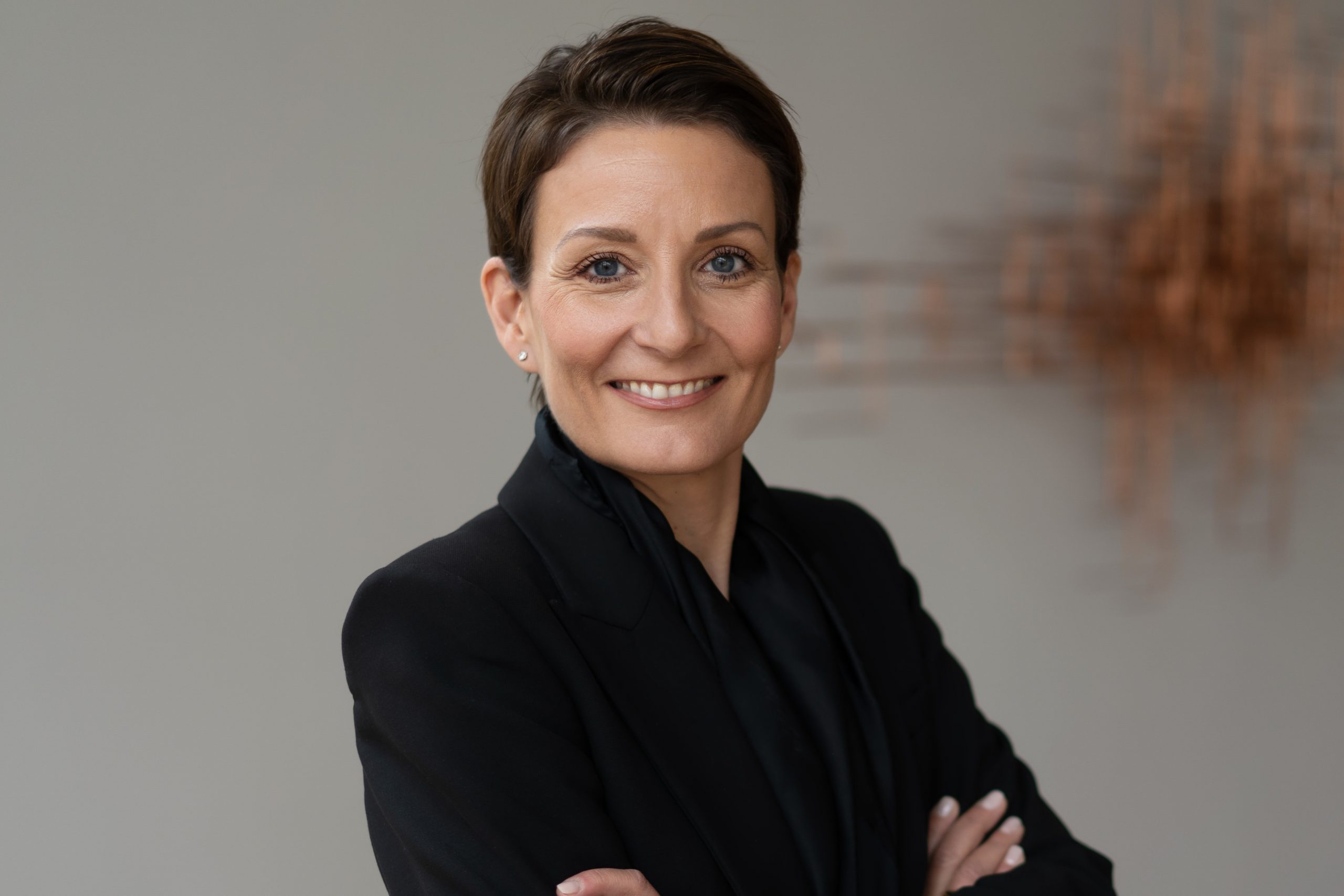 Stefan Hering - Lawyer and notary